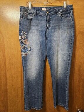 Jennifer Lopez Blue Straight Leg capri Jeans with Side Floral Embroidery